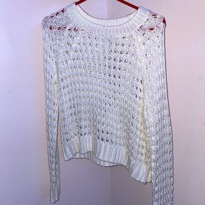 White sweater, hole pattern, long sleeve